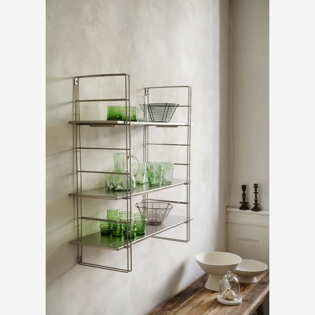 estanteria three