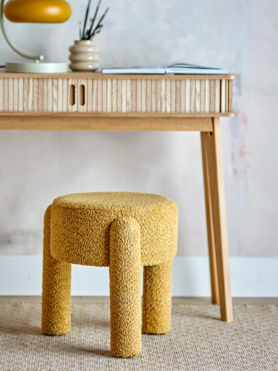 taburete poliéster ocre